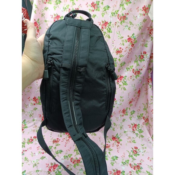 BCG 50oz Convertible Sling Hydration Pack - Picture 2 of 3